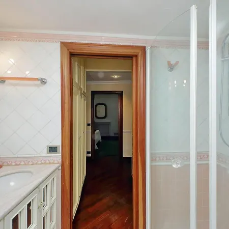 公寓 4bnb - Luxury Trevi W Terrace 罗马