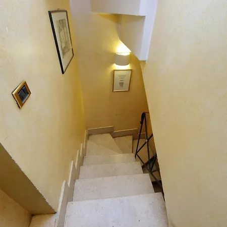 4bnb - Luxury Trevi W Terrace 公寓